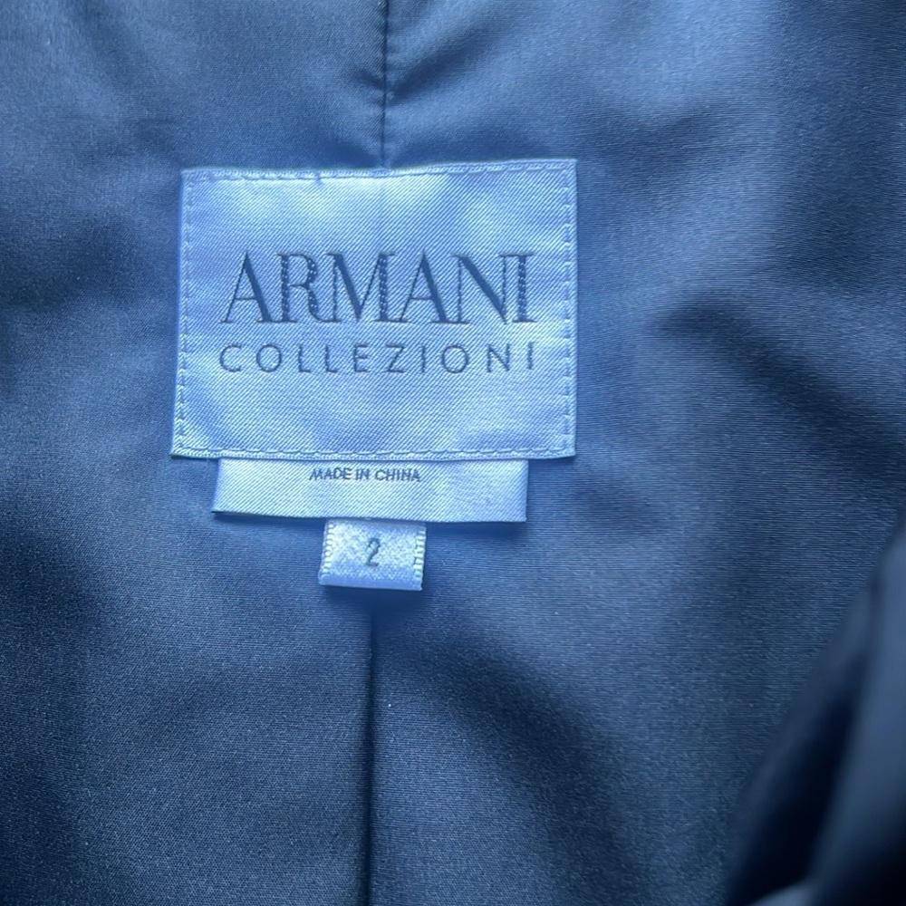 Armani Collezion jacket size 2 - Picture 2 of 5